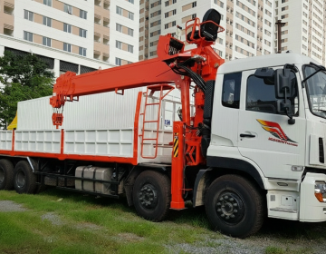 Cho thuê xe cẩu Quận 1 – giải pháp thi công an toàn từ Nâng Cẩu SG