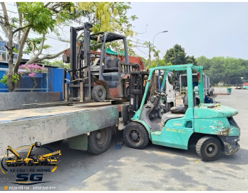 Thuê Xe Nâng Quận 2 – Nâng Hạ Hàng Hóa “Nhanh – Gọn – An Toàn”